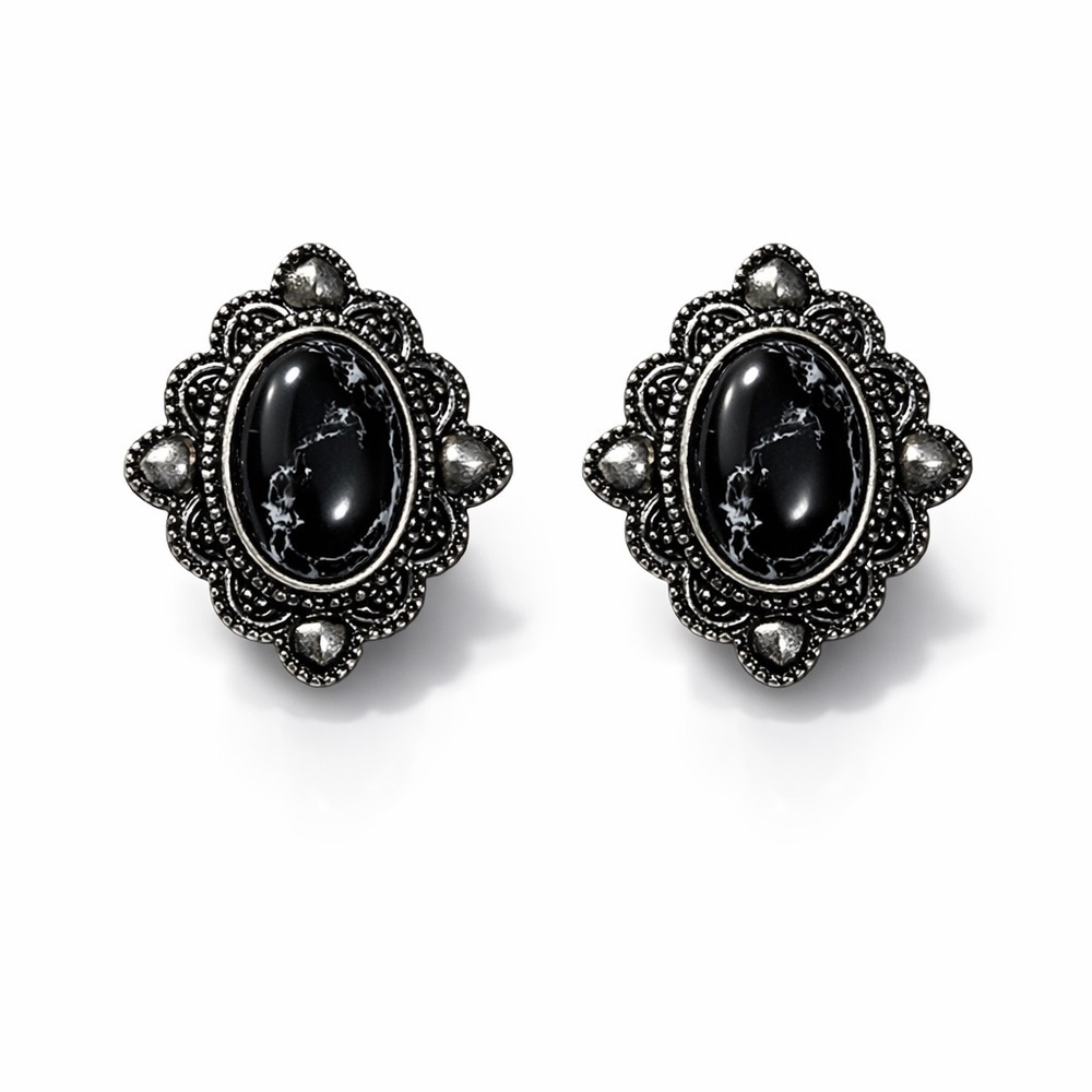 āļø Vintage Black Ornate Stud Earrings | Gothic Style